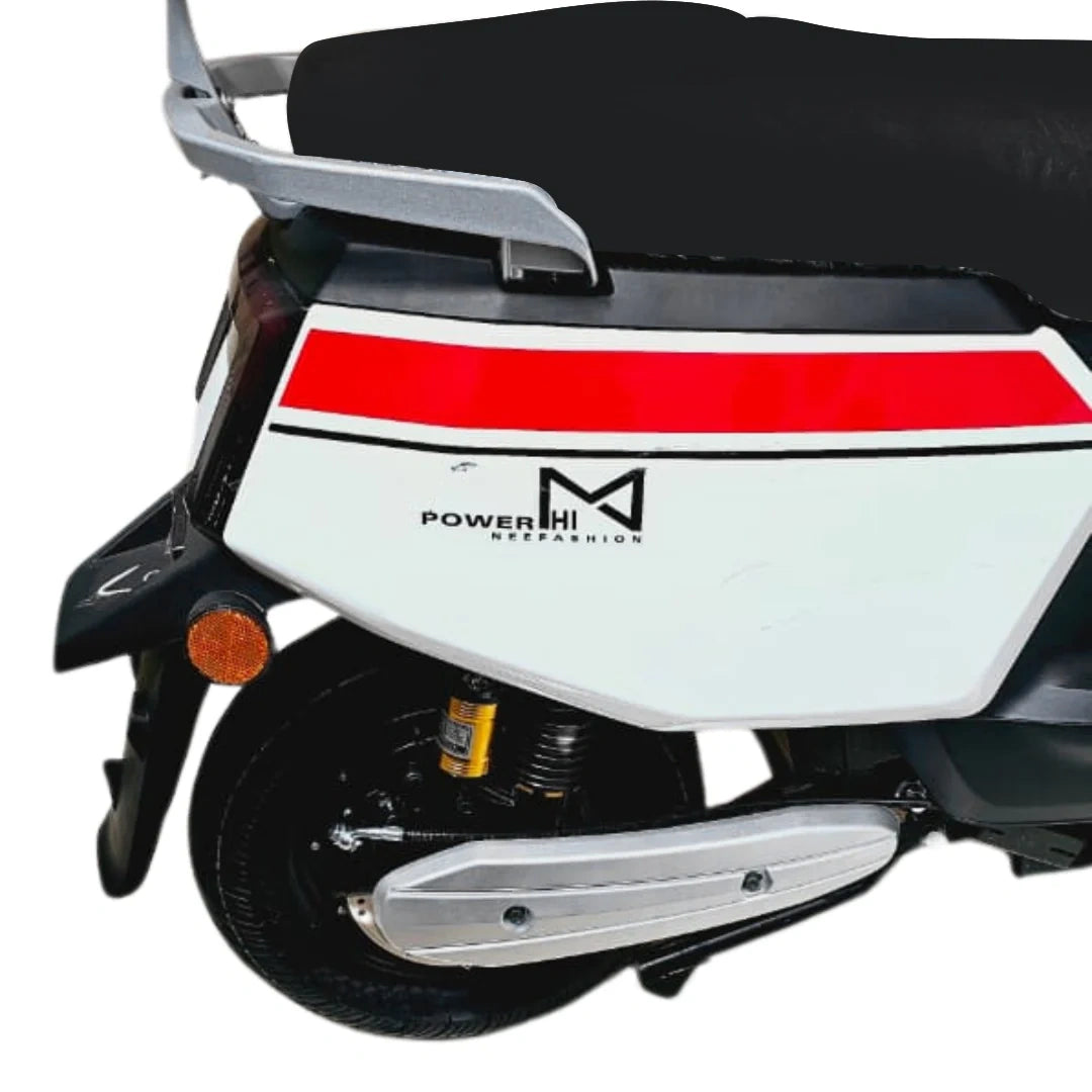 Close-up of a scooter with a red stripe and 'Power MI' branding on a white background