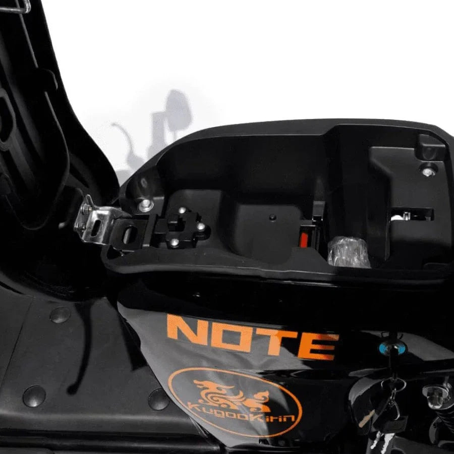 High-Speed Electric Scooter with 800W Motor and 60km Range