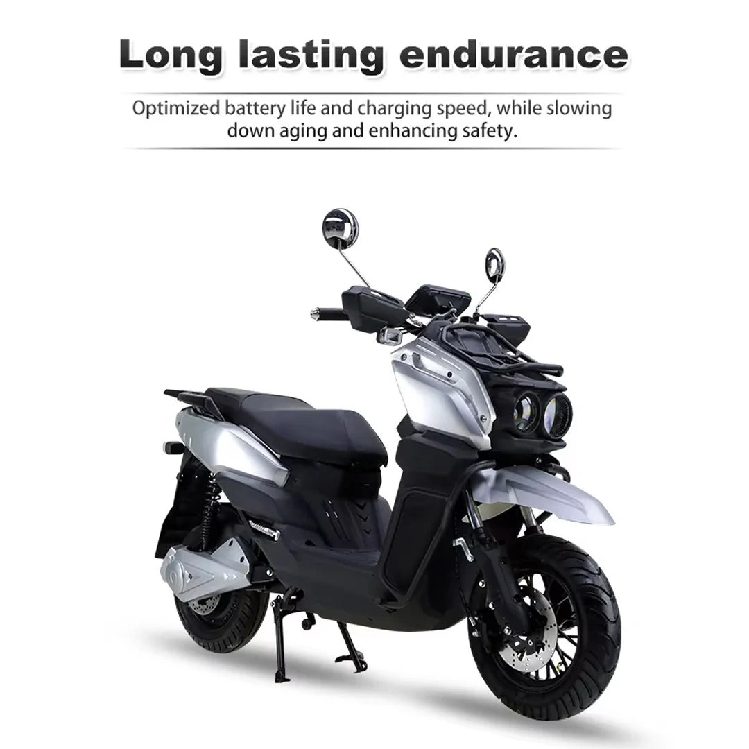 Black and silver scooter with text about long-lasting endurance on a white background
